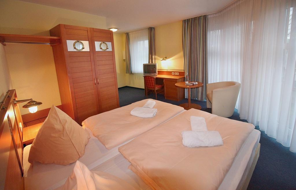 Haus Weida Hotel Breege Quarto foto